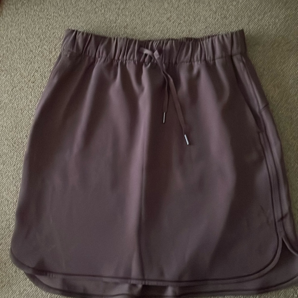 Lululemon On The Fly Skirt Woven Cherry Cola Size 4